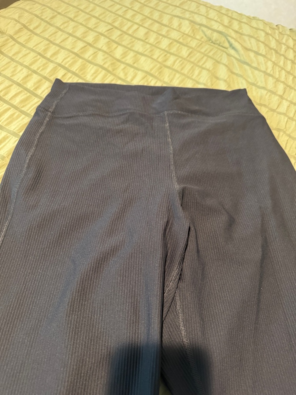 Old navy active pants bundles - Picture 2 of 6